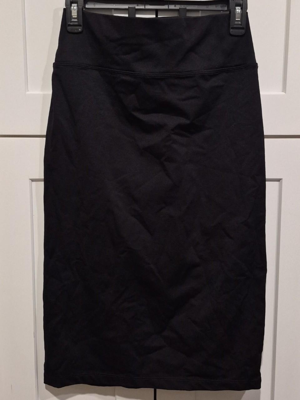 Soho Girls Black Pencil Skirt with Slim Silhouette